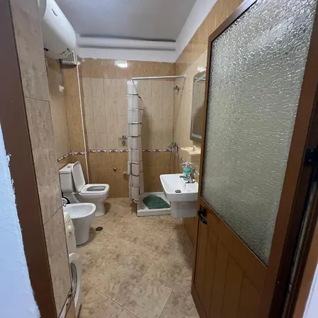 Apartment Airbb 5maj Tirana