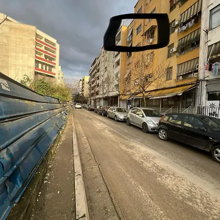 Airbb 5maj Lejlighed Tirana